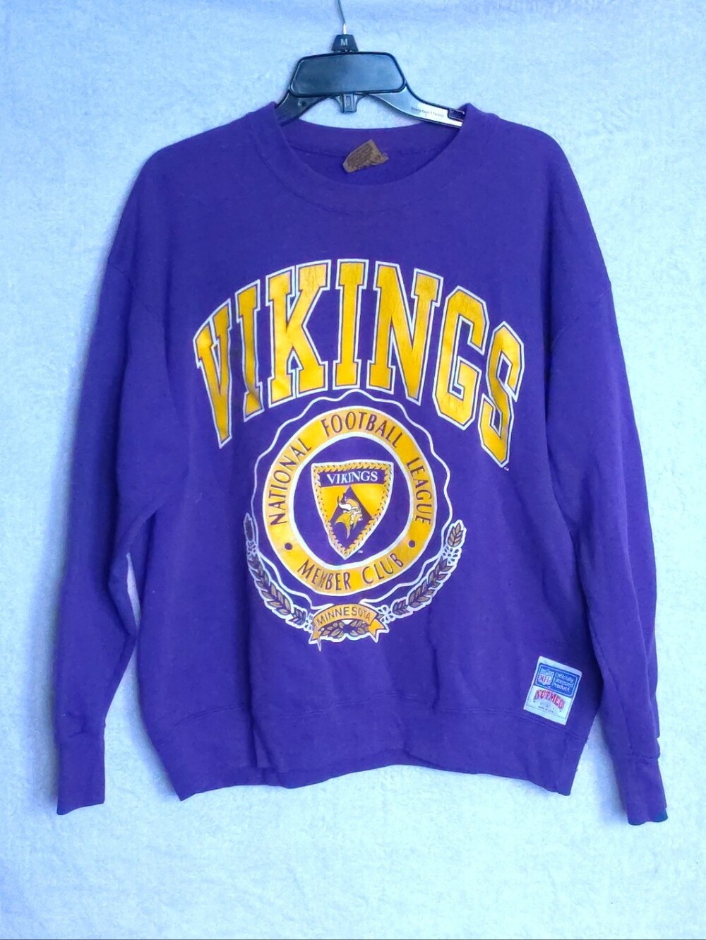 Vintage Vikings Graphic Crewneck Sweatshirt in Purple